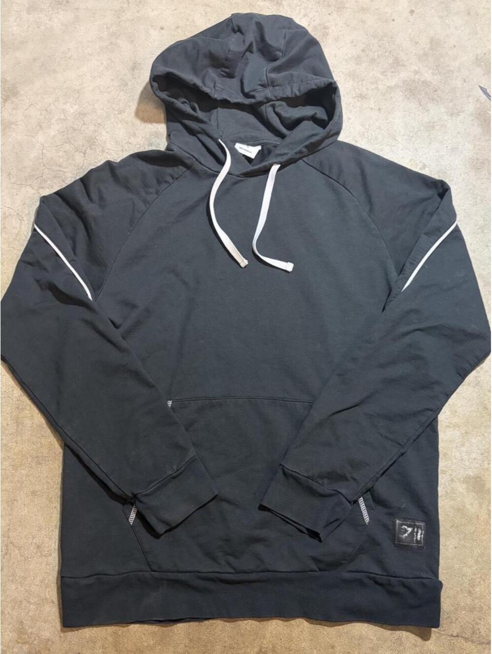 Y2K recess Gymshark Black Pullover Hoodie sz M Vintage Style Athletic Streetwear